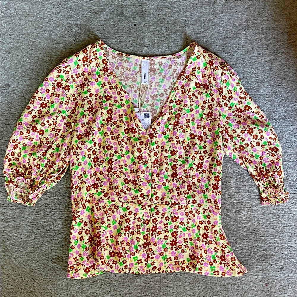 NWT Mango MNG Floral V-Neck Daisy Duke Blouse S